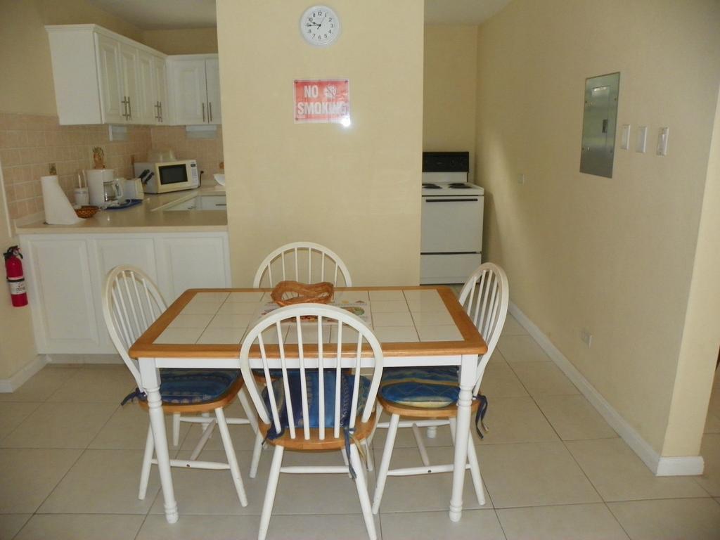 Annjenn Apartments كرايست تشيرش المظهر الخارجي الصورة